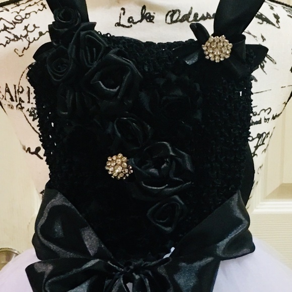 SWAN PRINCESS - couture flower girl tutu dress - Picture 7 of 8